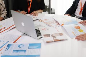 华体会网页版登录入口的未来趋势：企业如何做好准备
