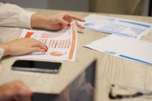 华体会网页版登录入口：企业如何高效应对市场变化